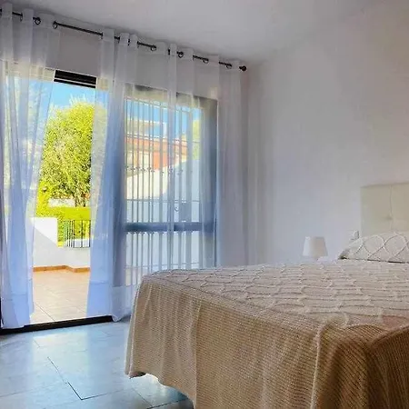Fuente Nueva Wabi San Pedro * Marbella